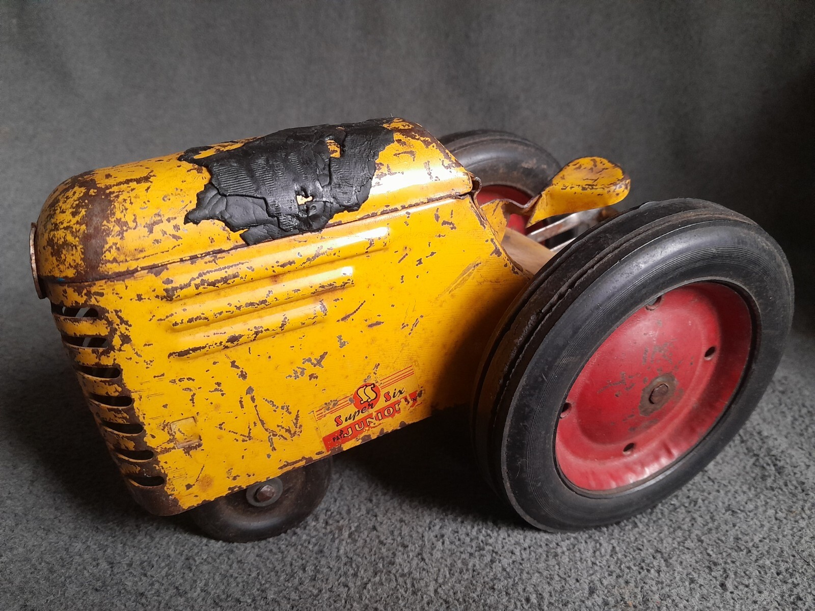 RARE 1946 SS Super Six Junior Pressed Steel Tractor Restorable Piece