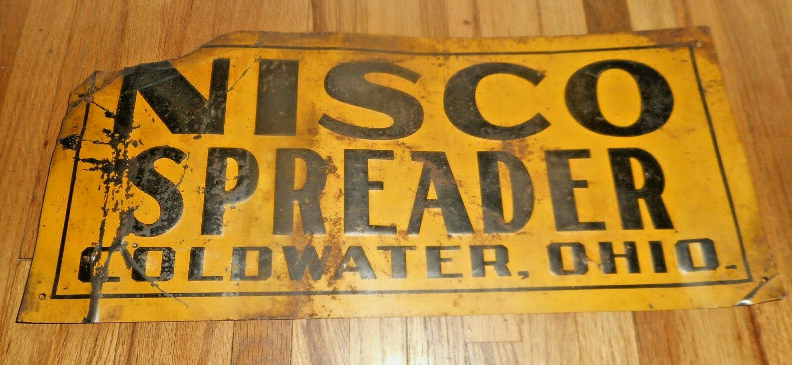 RARE Vintage NISCO NEW IDEA MANURE SPREADER Farm COLDWATER OHIO Advertising SIGN