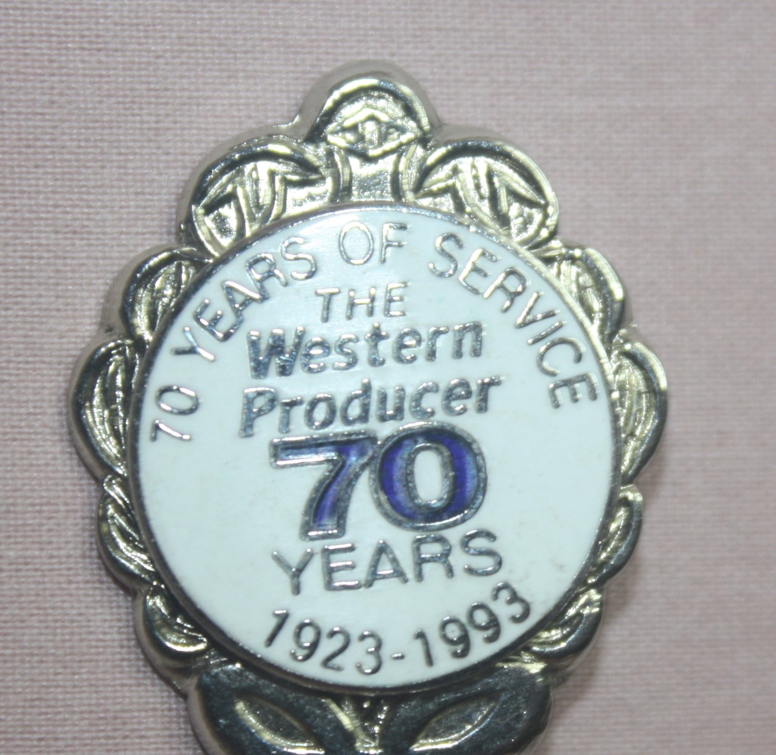 THE WESTERN PRODUCER 70 YEARS 1923-1993 AGRI. NEWS PAPER SOUVENIR SPOON SP-987