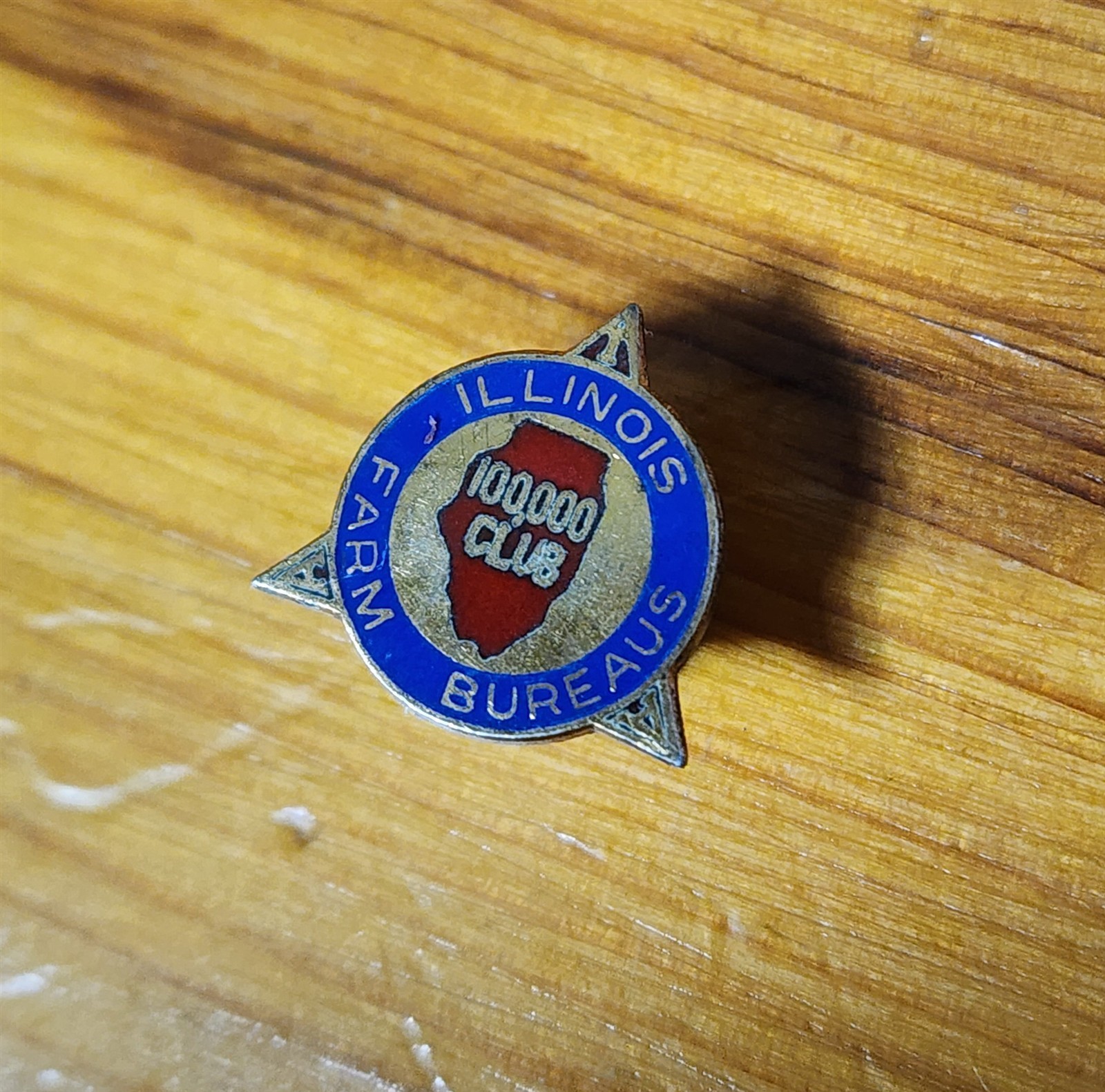 VINTAGE STERLING SILVER ILLINOIS FARM BUREAU 100,000 CLUB SCREWBACK PIN .5&Prime;