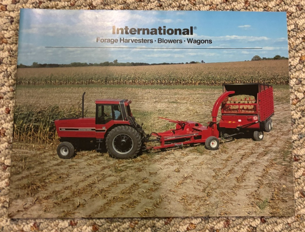 International Harvester Forage Harvesters Blowers Wagon For 1984 Brochure FCCA25