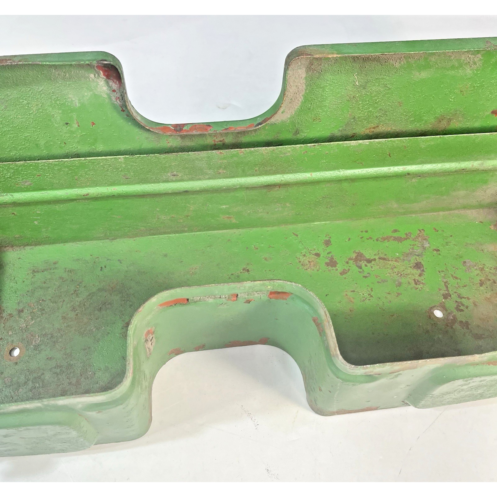 Vintage Unbranded Metal Tractor Toolbox 18x6x4 tall Lid No Latches Green Painted