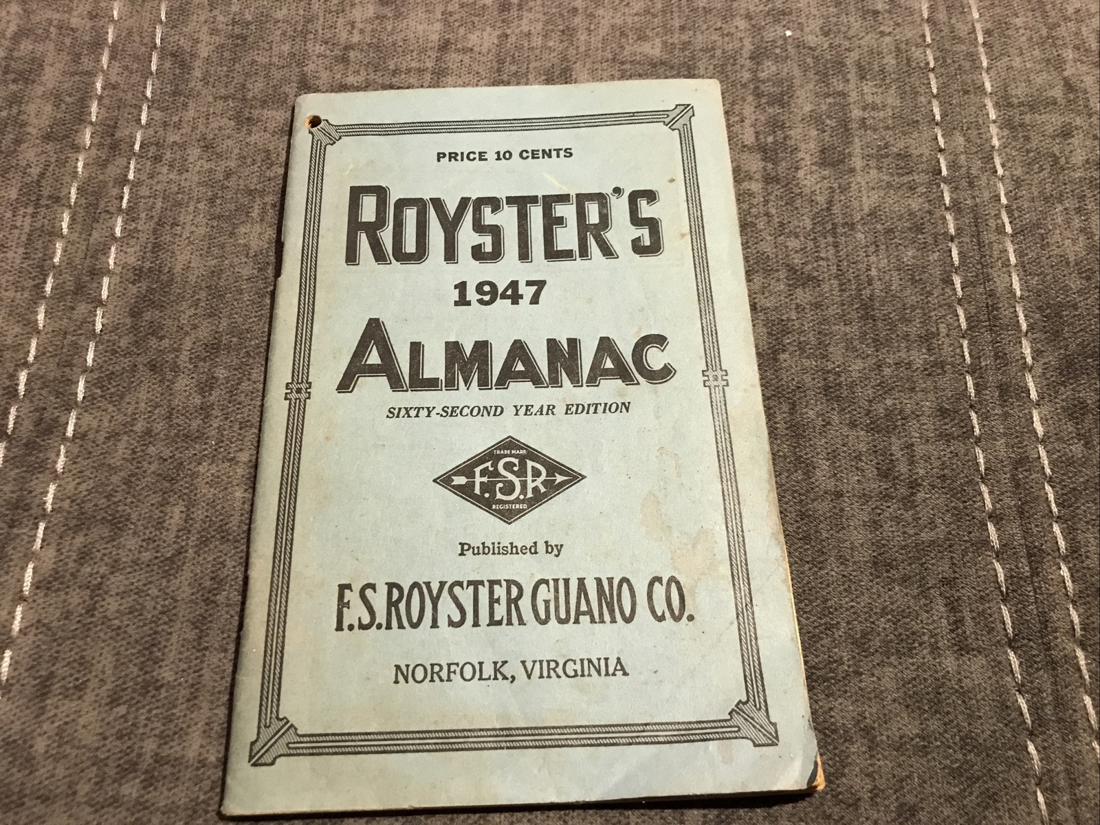 Vintage 1947 F.S.Royster Guano Farmer&rsquo;s Pocket Almanac Notebook