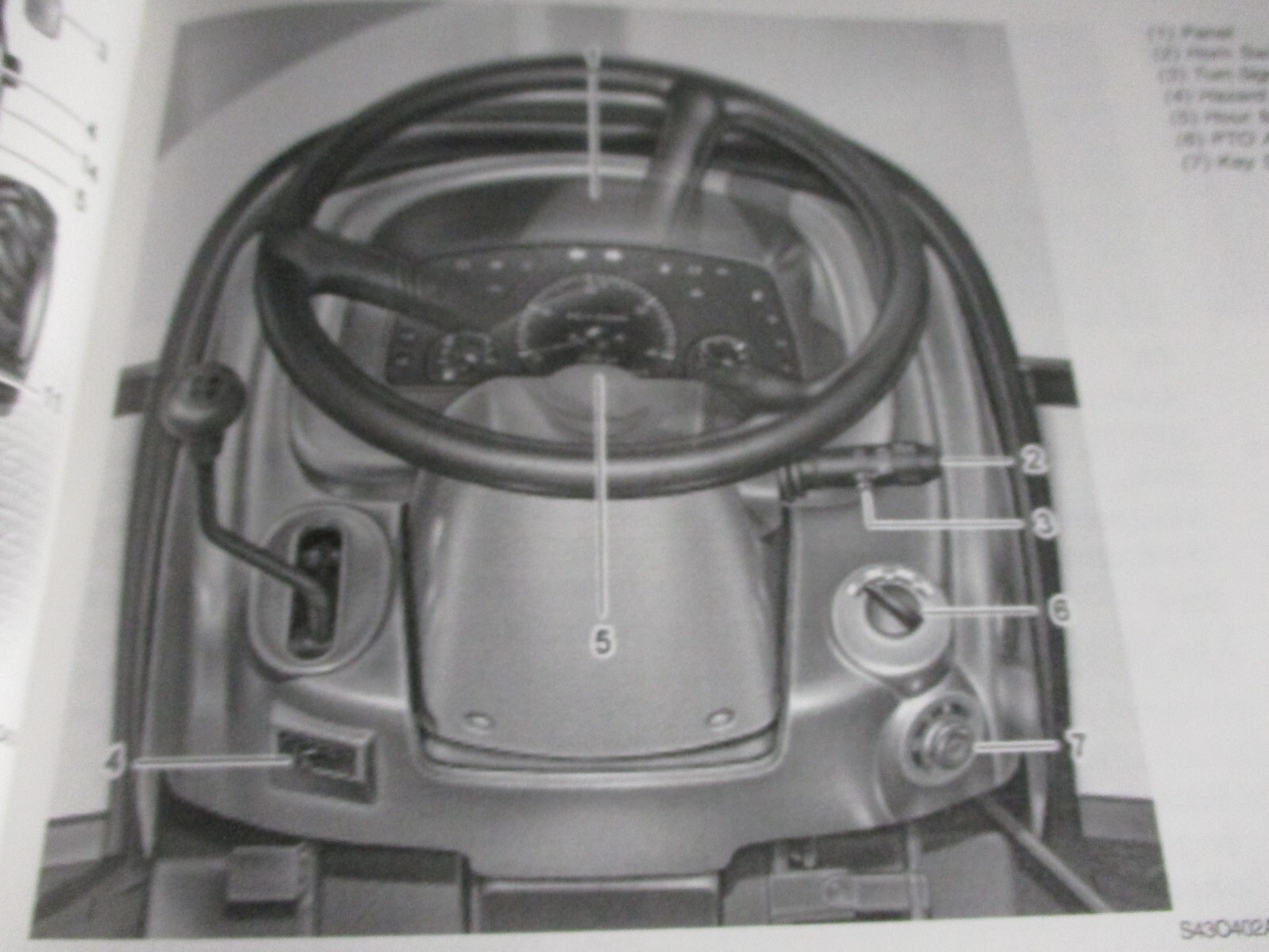 Kioti DK75/90 Tractor Owner&rsquo;s Manual 2013