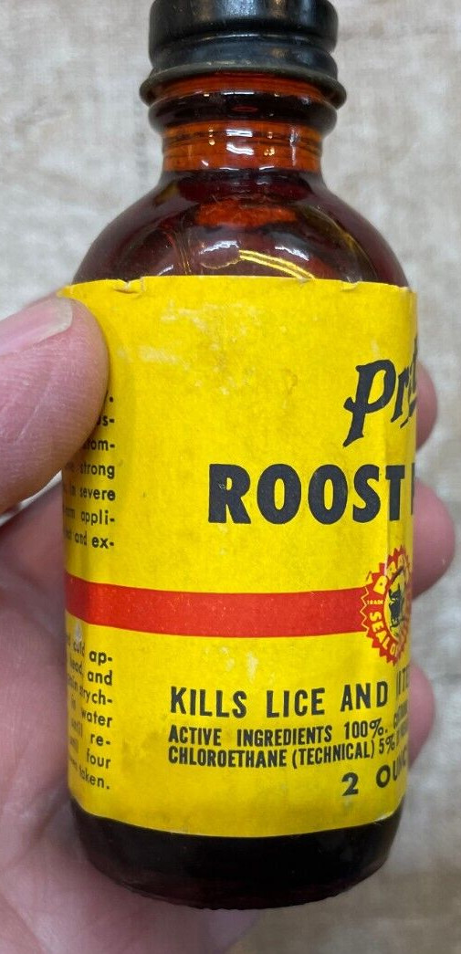 Pratts Anniversary Special Bonus Package Roost Paint & Cattle Spray Bottles 1947
