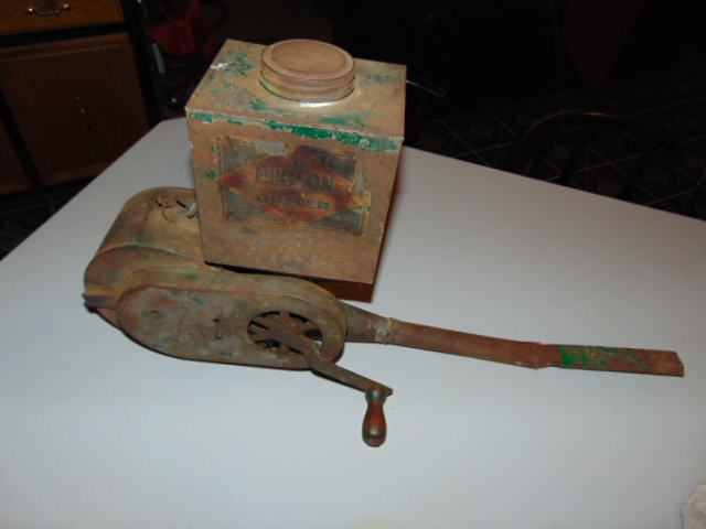 * Vintage Hudson Duster Sprayer No. 601 H. D. Hudson Mfg Co. Chicago