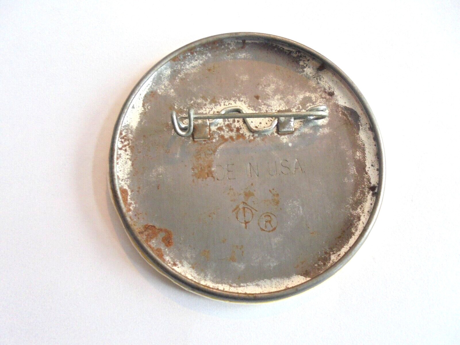 Vintage Iowa Beef Industry Council Cows are Cuddly Ag Agriculture Farm Pinback