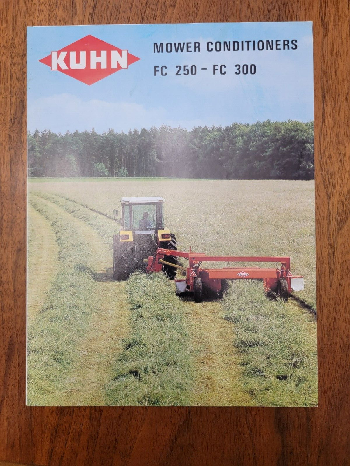 KUHN Gyrorake Color Sales Brochure 230 280 300 + FC250 – FC 300