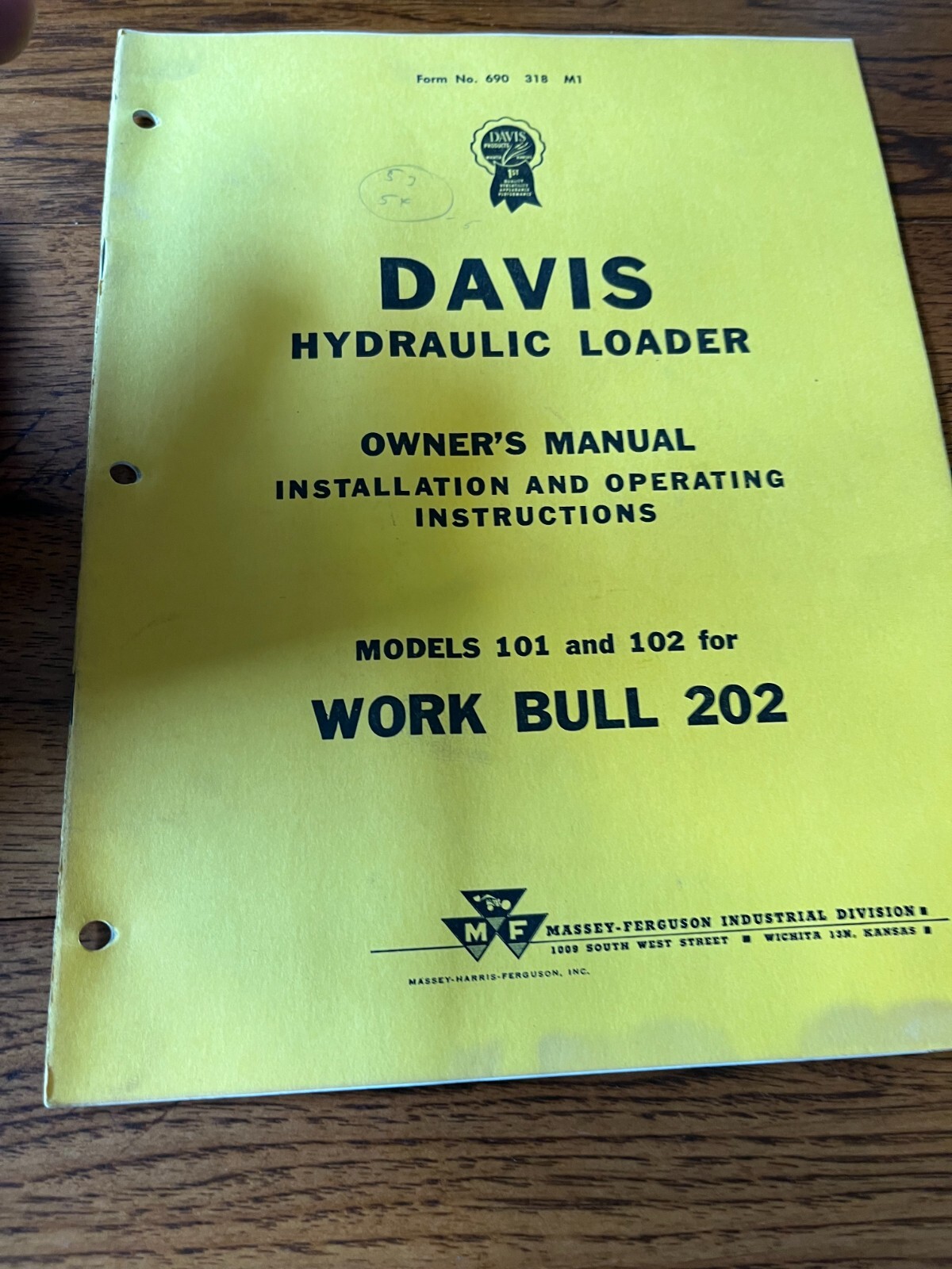 Davis 101 102 Operator&rsquo;s Manual FCCA
