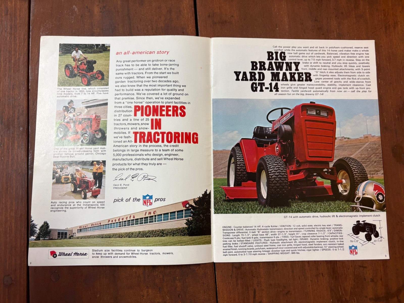 1970 Wheel Horse Garden Tractors Brochure NFL GT-14 Electro 12 Charger 10 12