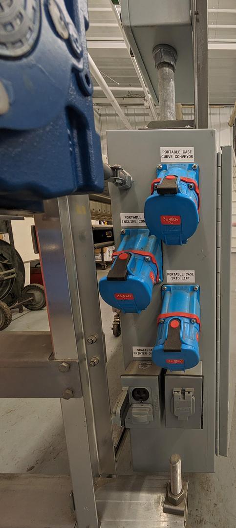 incline conveyor, multi outlet control panel, casters