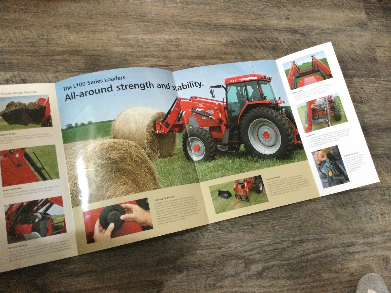 McCormick L100 Series Loaders Tractor Mount Brochure
