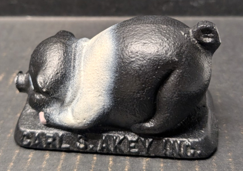 Cast Iron Pig Paperweight The Foundry Collection Mankato MN Advertising 4.5&Prime;L