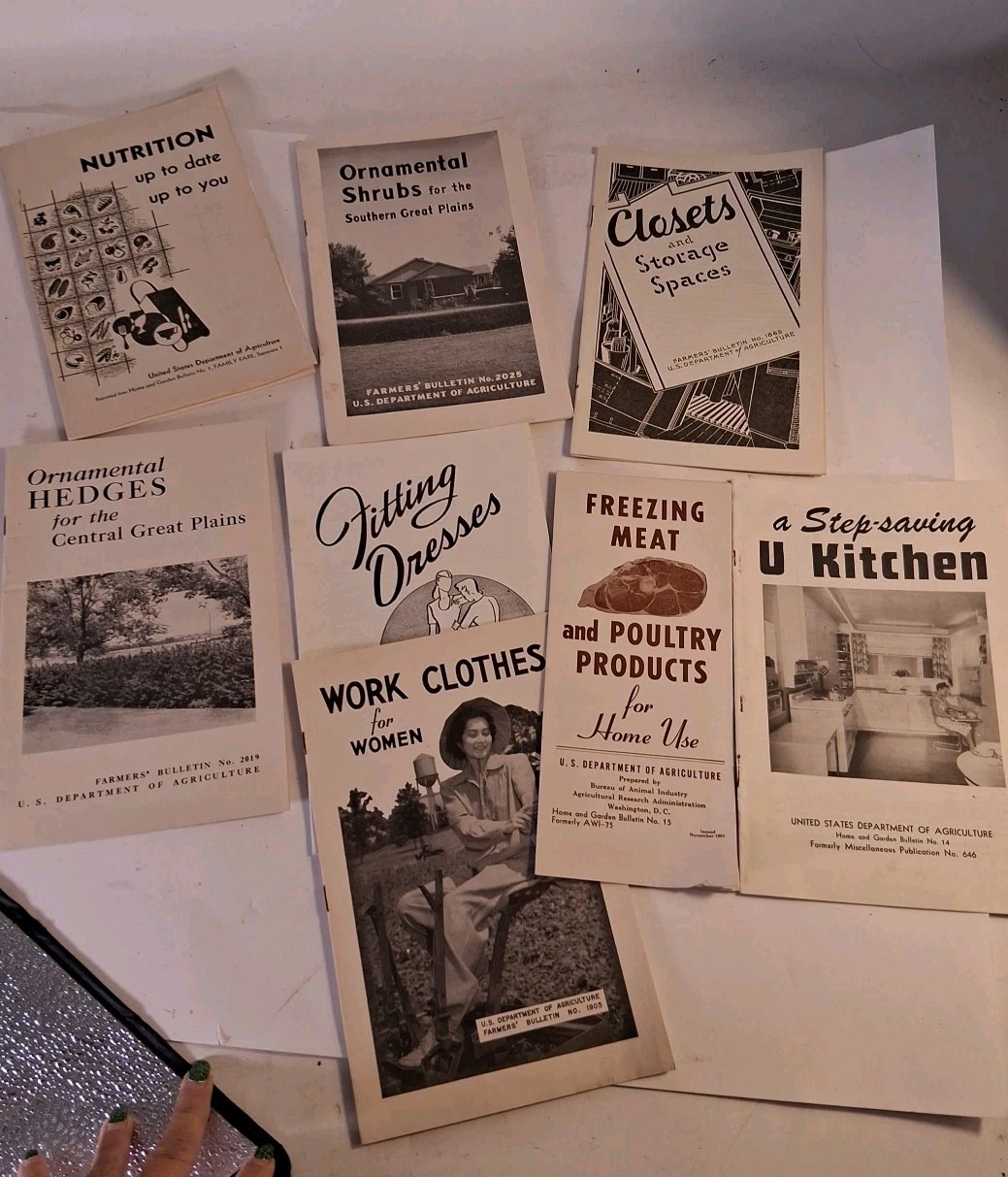 U.S. DEPARTMENT OF AGRICULTURE PAMPHLETS Read Look Plumbing Shrub Freezing Meat