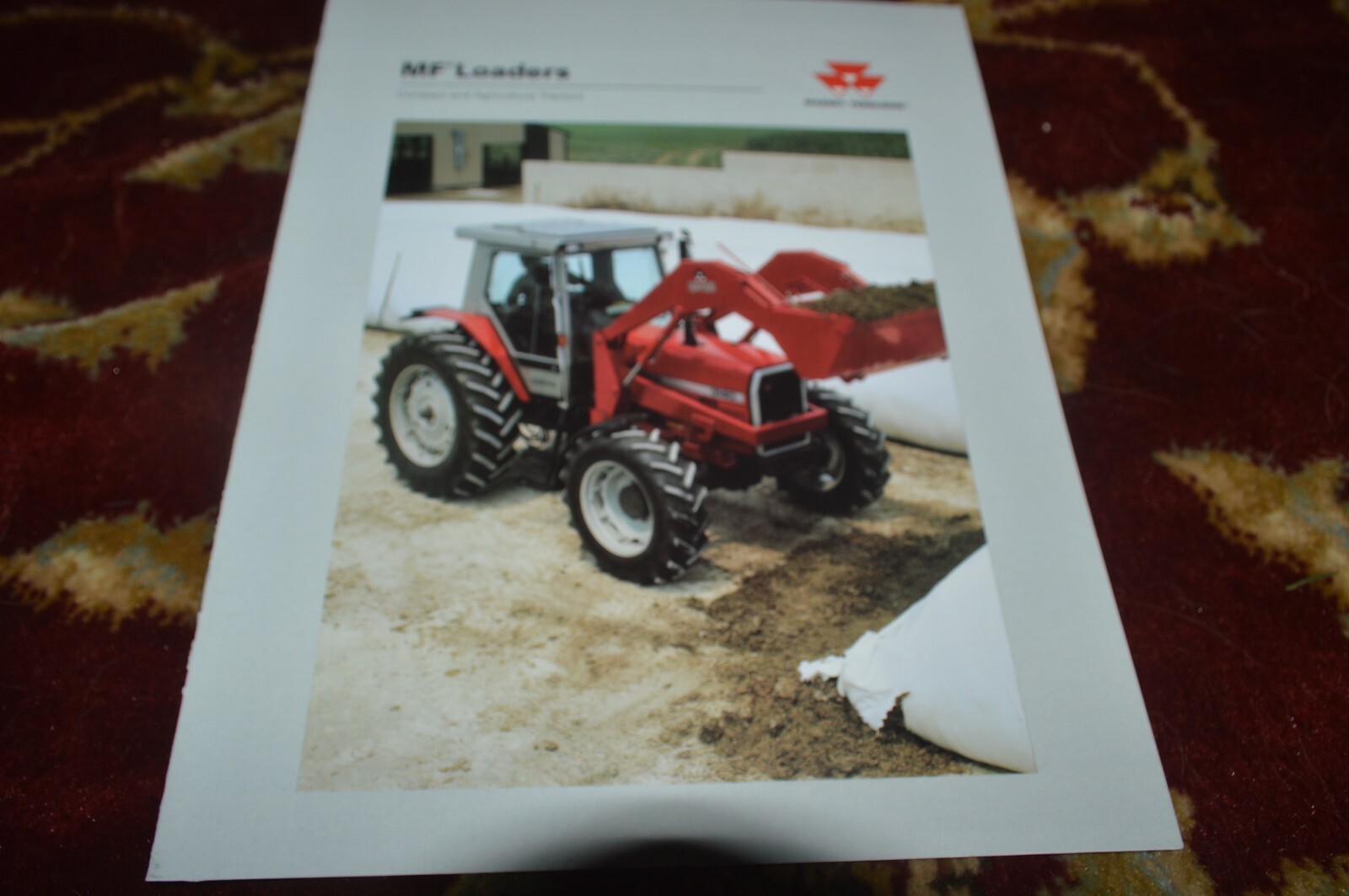 Massey Ferguson TRactor Loaders For 1995 Brochure FCCA