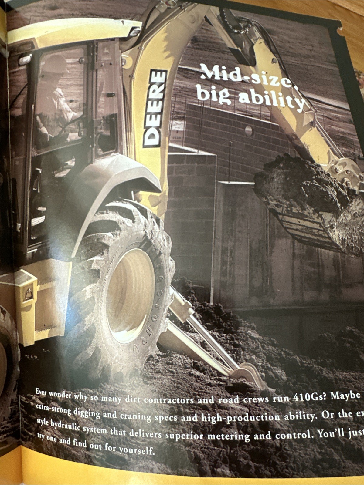John Deere 310G 310SG 410G Backhoe Construction Diagrams Sales Brochure 04-04