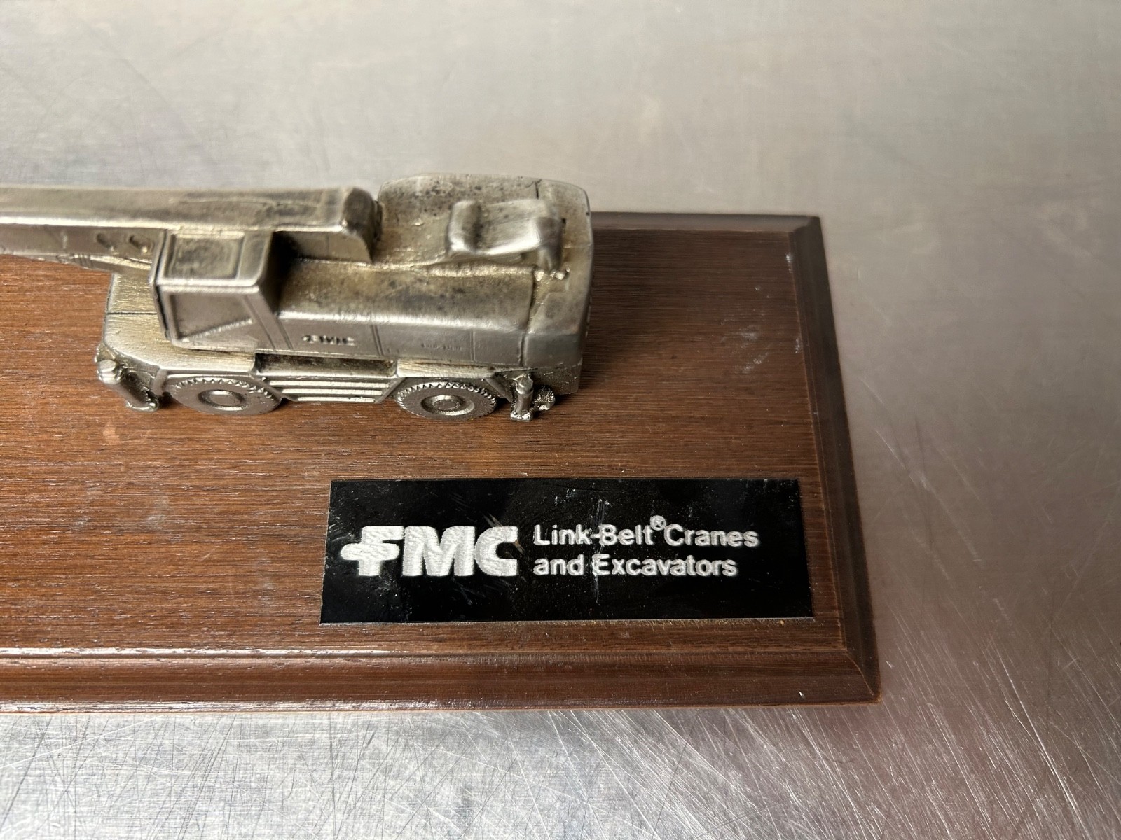 FMC Link Belt Cranes & Excavators Desk Plaque Pewter & Wood