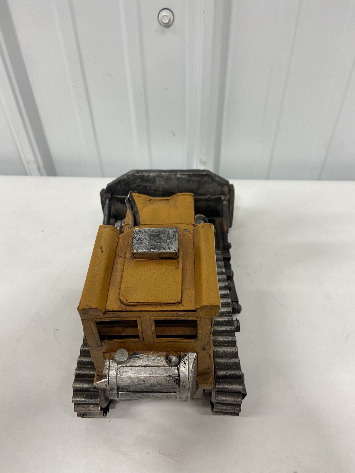 Vintage Bulldozer Metal Scale Model 10&Prime; Collector Construction Bulldozer