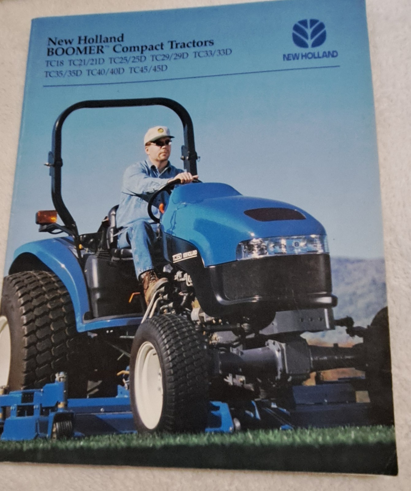 New Holland Boomer Compact Tractor Brochure 2001