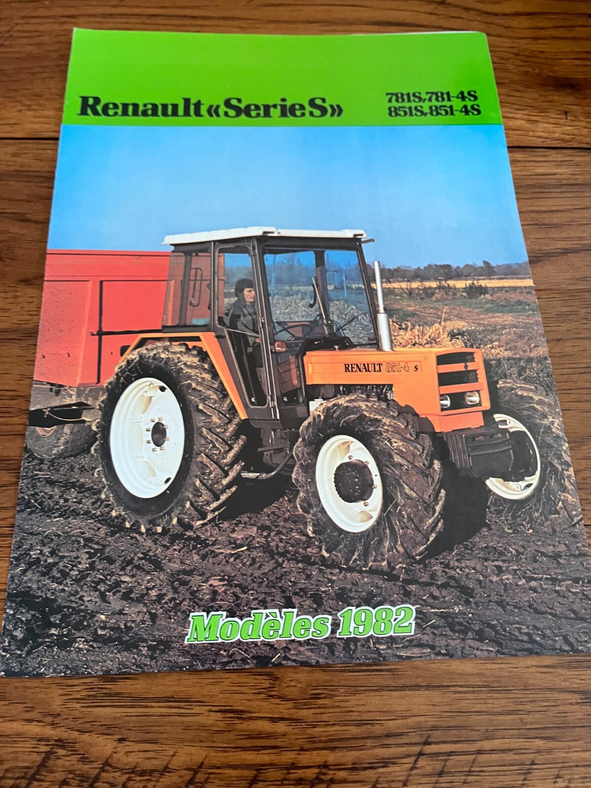 Renault 781s 781-4S 851s 851-4S Tractor Brochure AMIL22