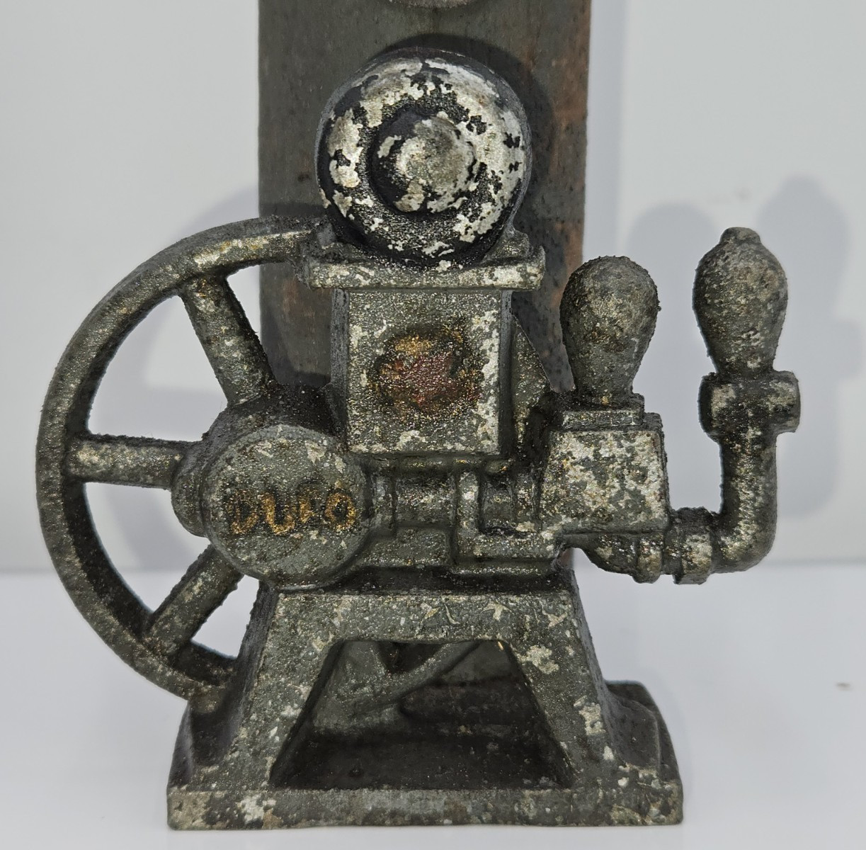 Rare Advertising, Duro water pumps Hit Miss Engines desk top paperweight RARE !