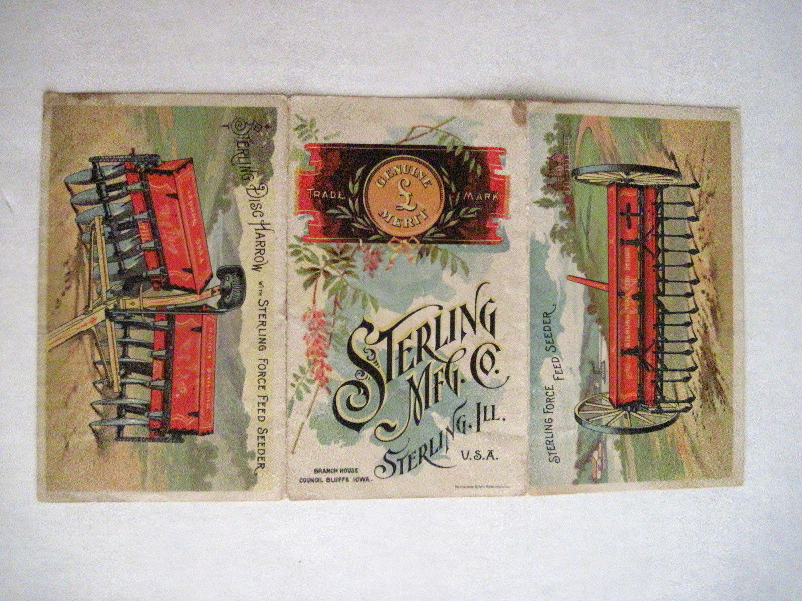 Victorian Trade Card for « Sterling Mfg Co » w Colored Pictures of Plowing Equip *
