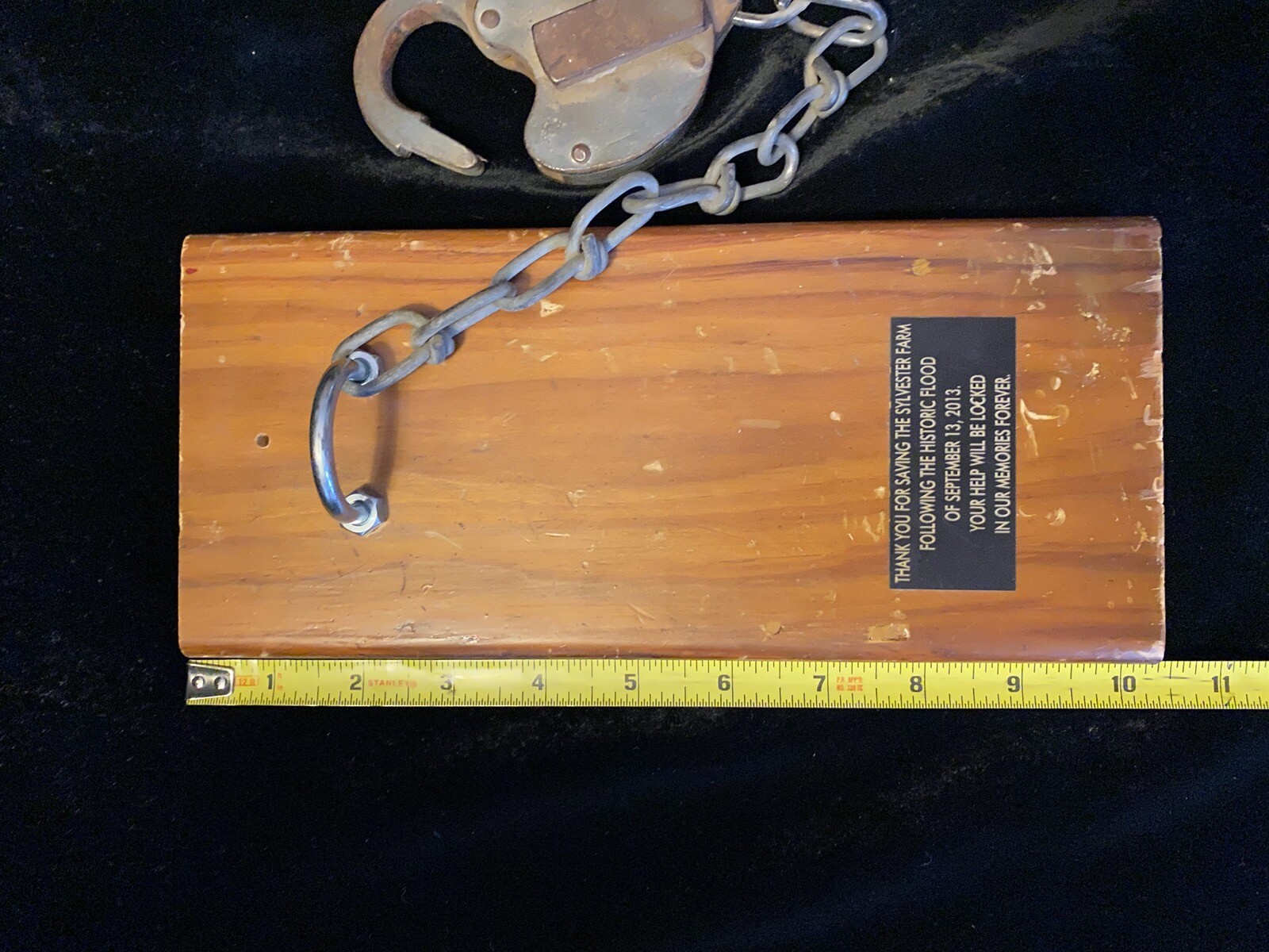 2013 Thank You For Saving the Sylvester Farm Historic Flood Vtg Iron Lock Plaque