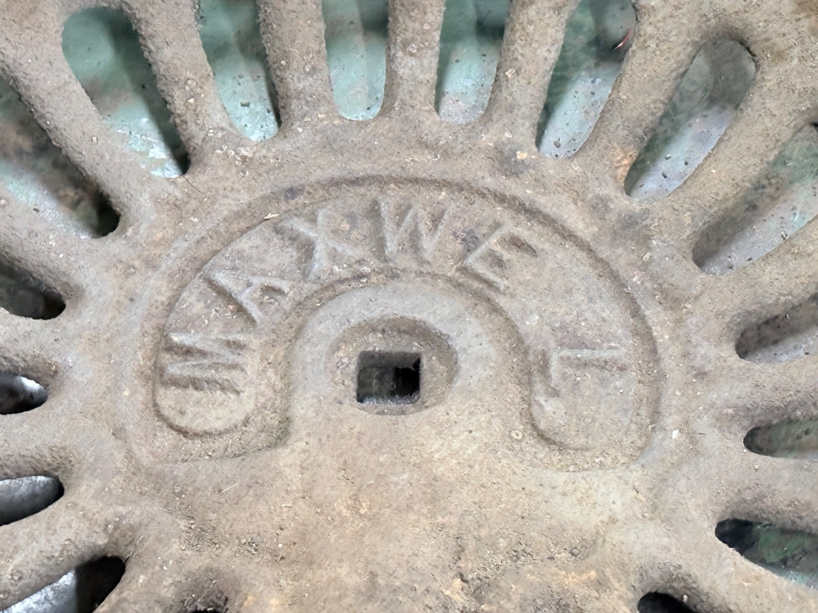 Vintage Maxwe L Cast Iron Tractor Seat Antique Farm Equipment Decor