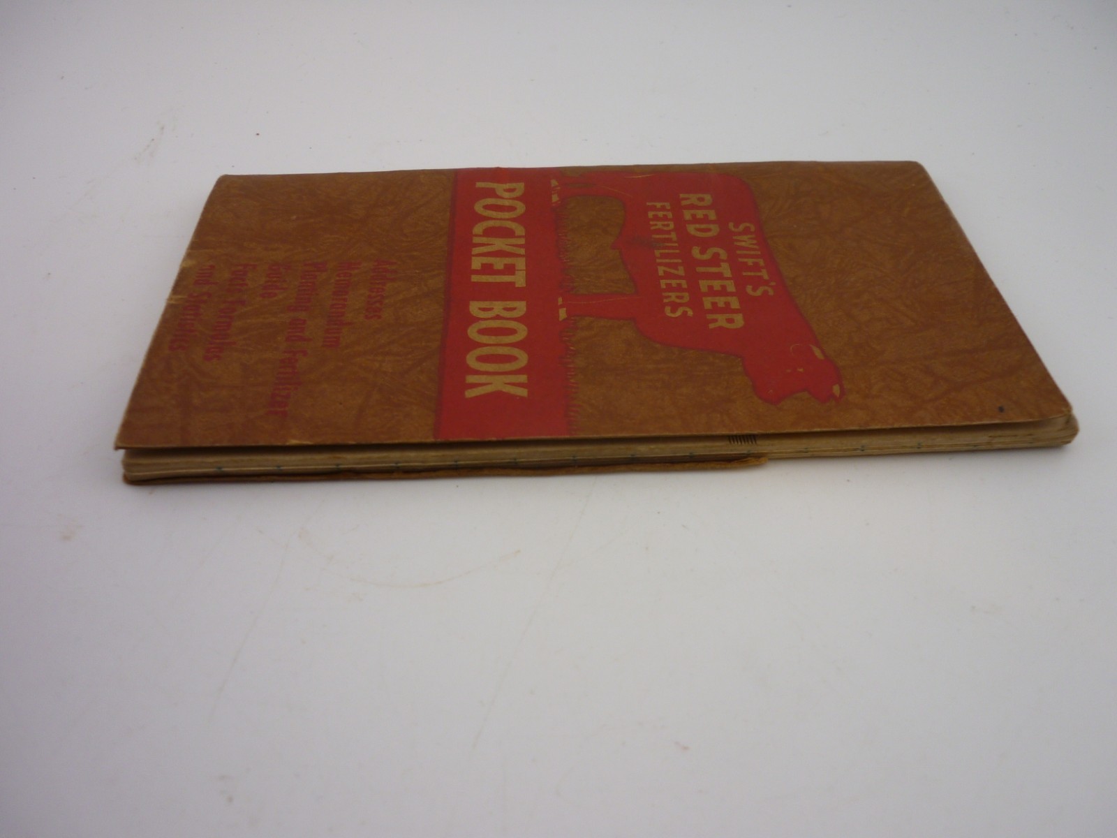 1946 Swift&rsquo;s Red Steer Fertilizers Pocket Book Farm Advertising Memorandum