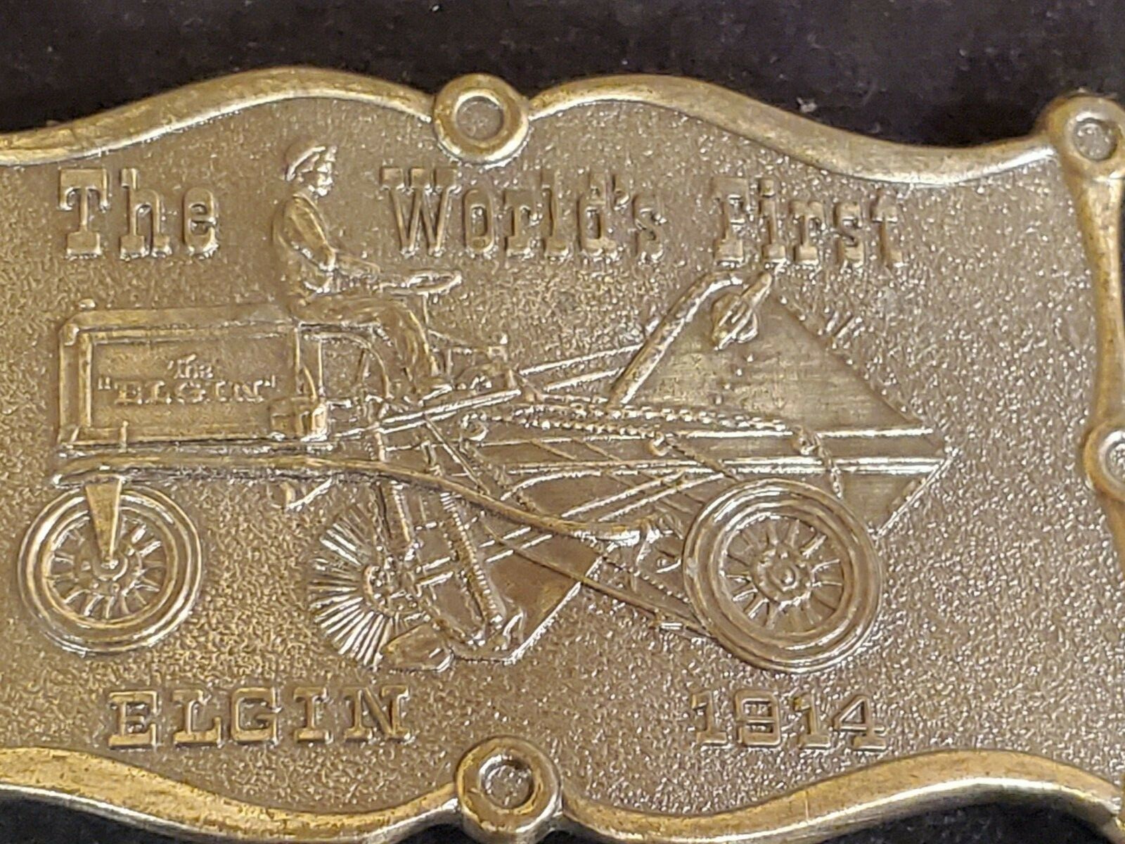 1914 Elgin Street Sweeper « The World&rsquo;s First » Brass Belt Buckle Davenport, Iowa