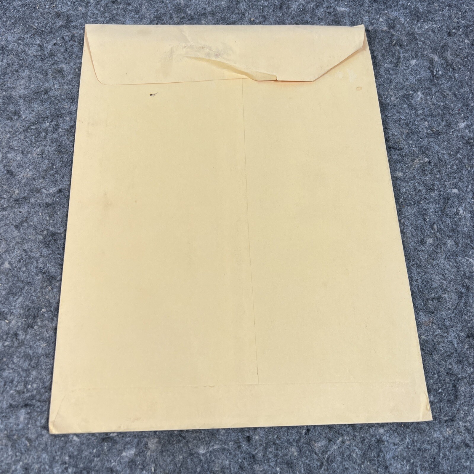 1975-76 John Blue Company G1000 Tractor Sales Brochure – EUC w/ Envelope, Letter