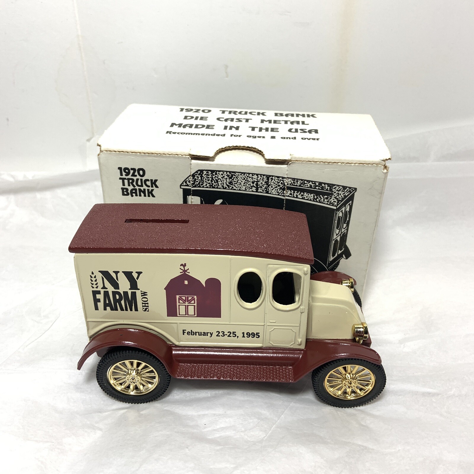 NIB Die Cast Metal 1920 Truck Still Bank 1995 Ny Farm Show Scale Model ERTL