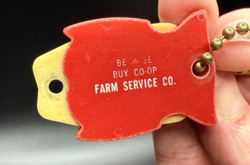 VTG Farm Service Co. CO-OP Plastic Be Wise Owl Detachable Red & White Keychain