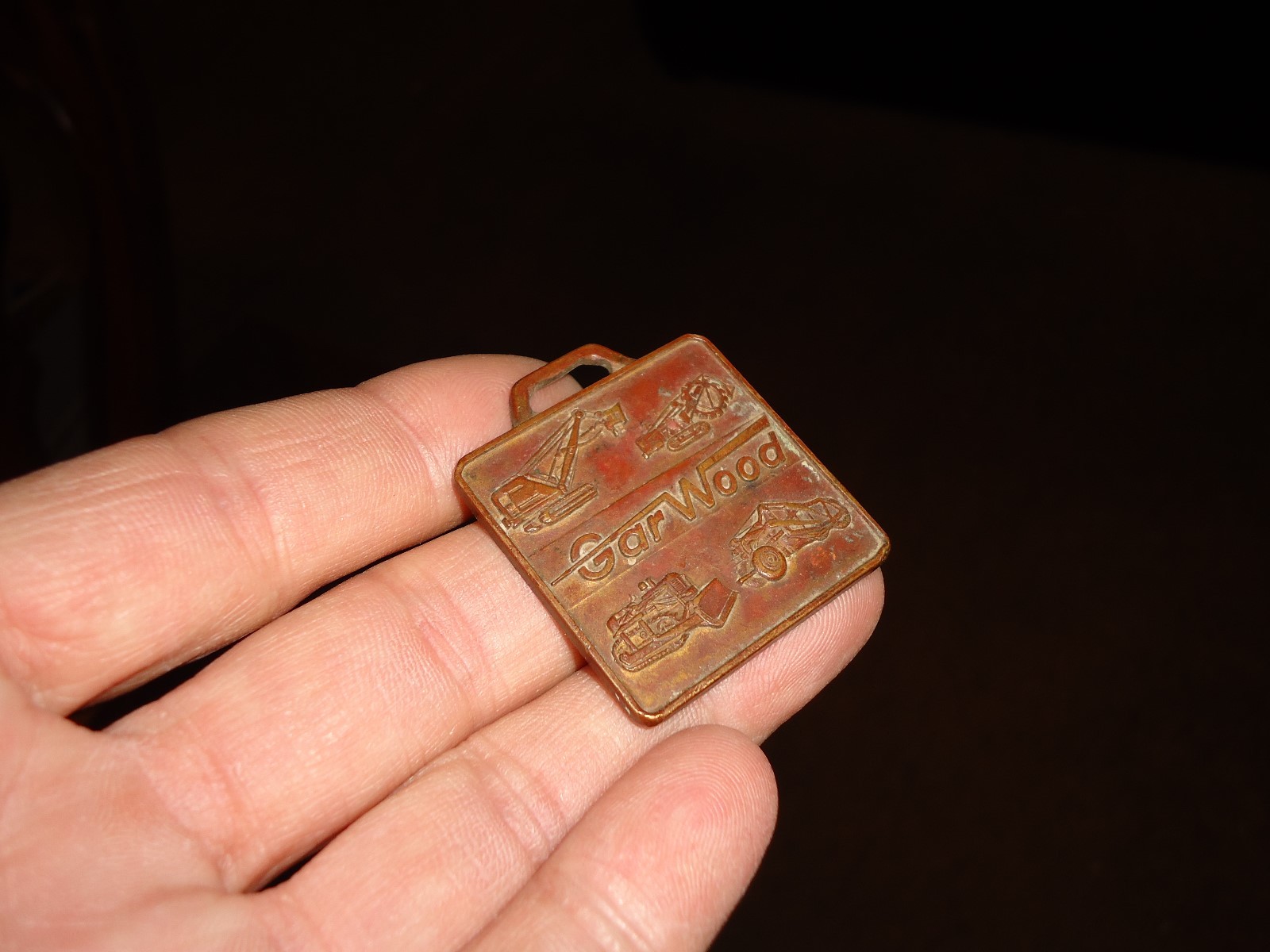 RARE Buckeye Garwood Industries Findlay Ohio, Shovels Dozer Ditcher Keychain