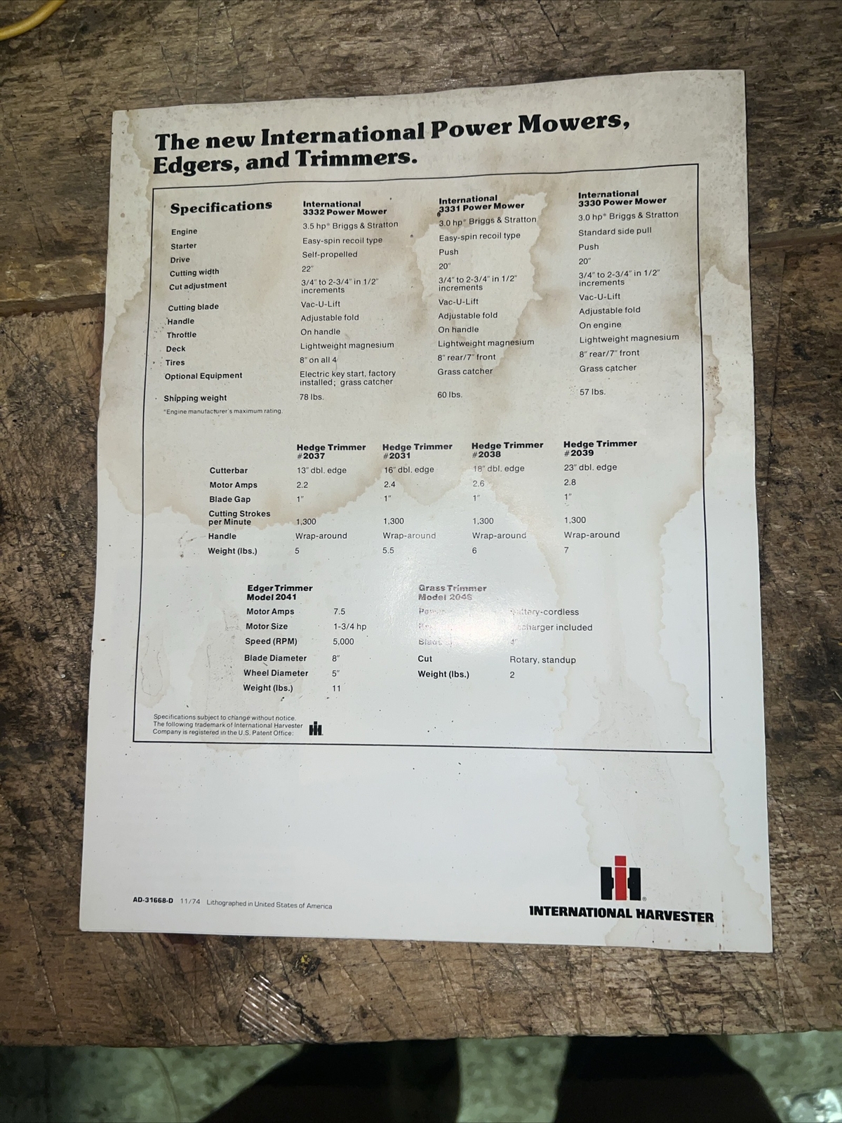 International Harvester Power Mowers , Edgers Trimmers Brochure