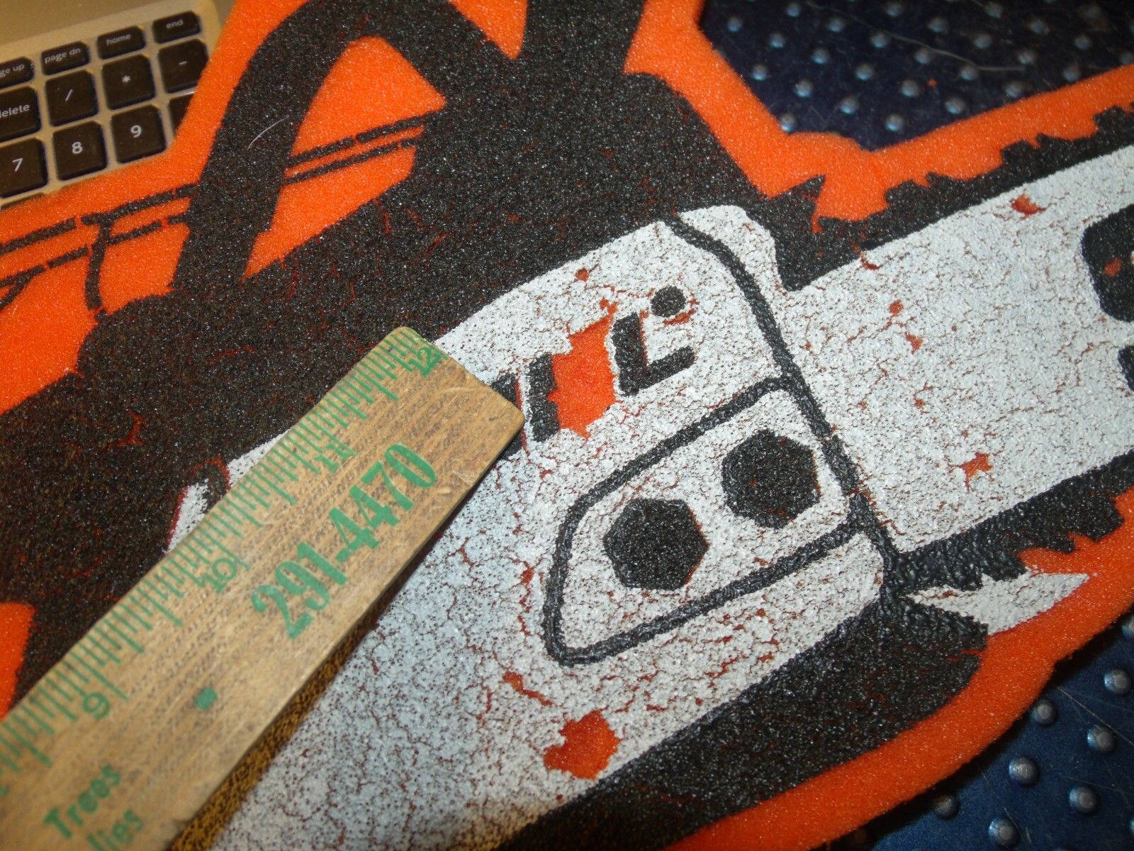 STIHL CHAIN SAW HAT shaped ORANGE USED