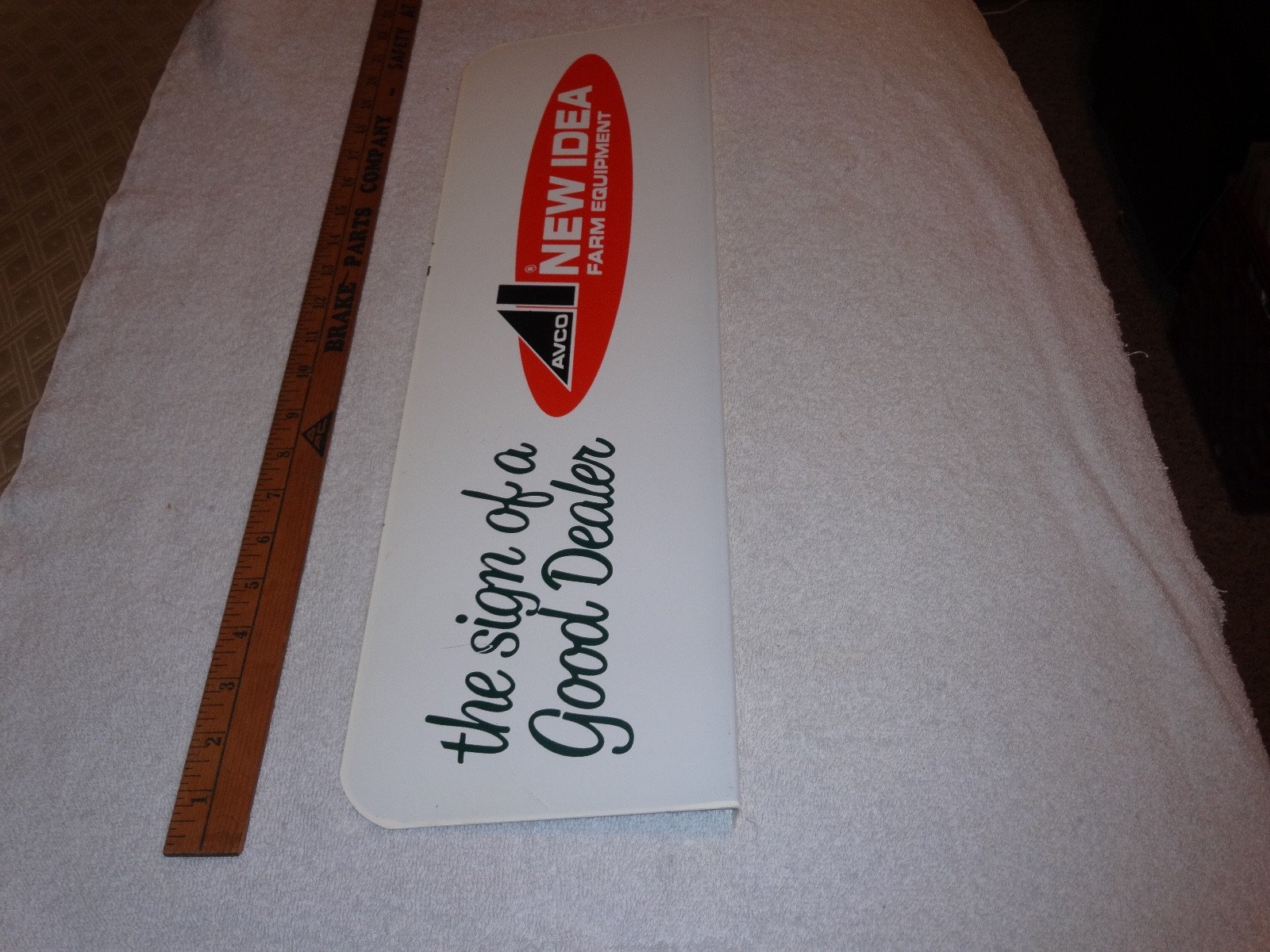 VINTAGE ANTIQUE ORIGINAL NEW IDEA FARM EQUIPMENT TRACTOR DEALER 21.5&Prime; METAL SIGN