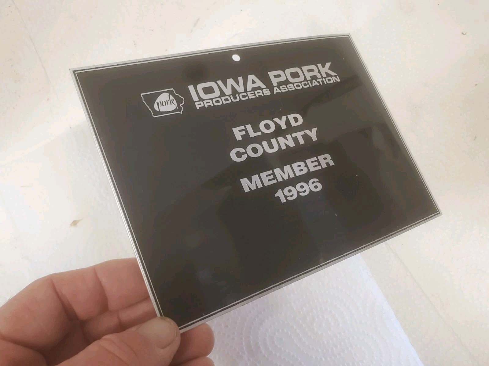 7-1/2&Prime; X 5-1/2&Prime; Metal Sign Iowa Pork Producers Association Floyd County 1996 Pig