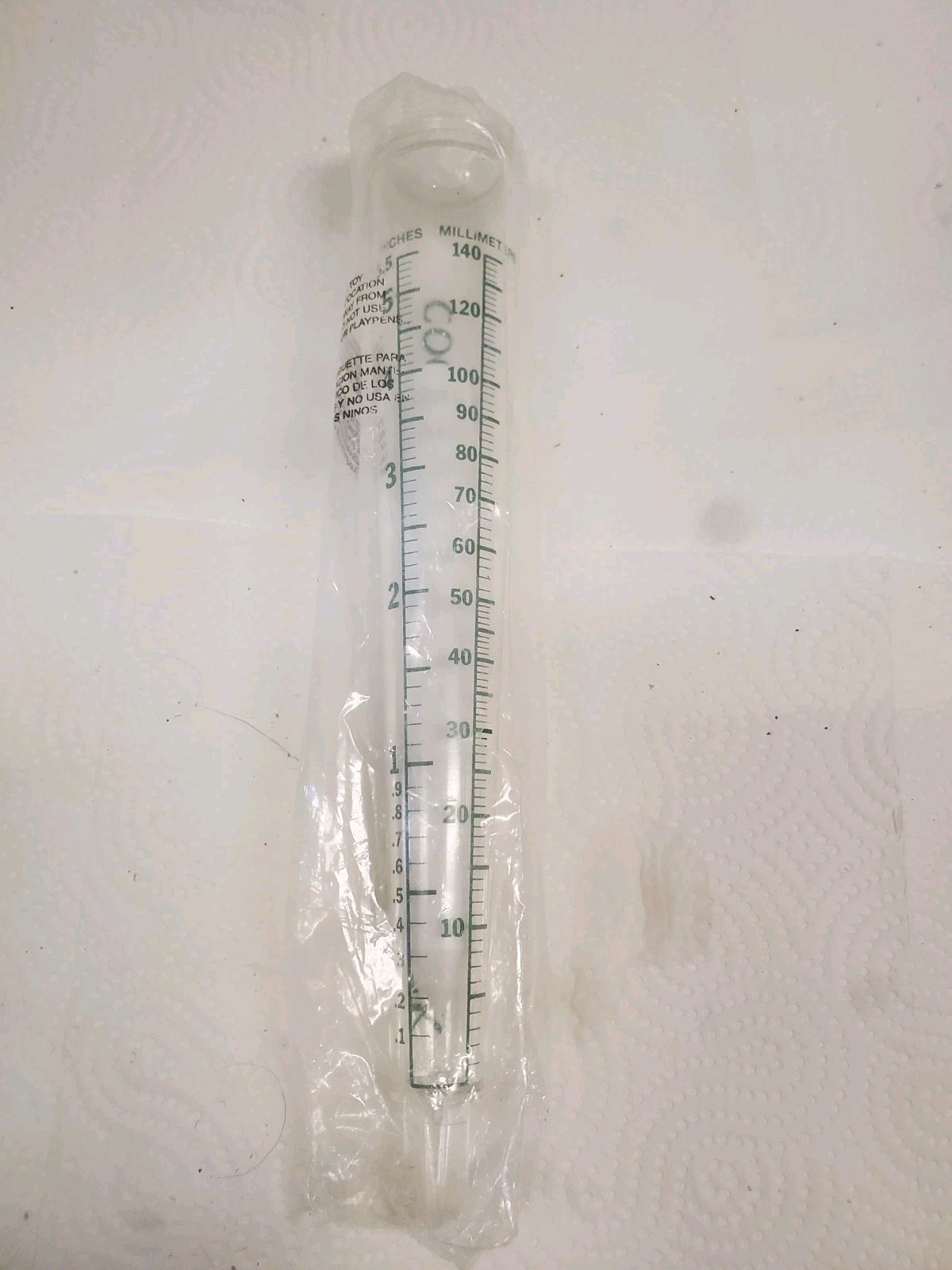 12&Prime; Plastic Rain Guage Readlyn Shell Rock Coop Cooperative Iowa Farm Grain Feed