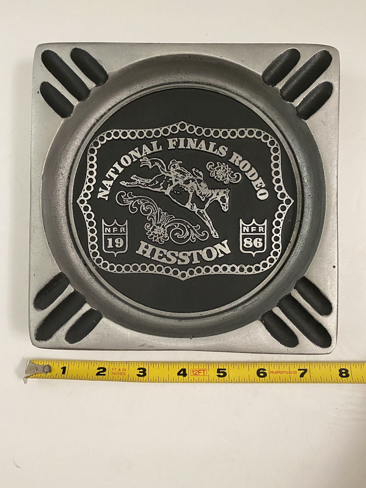 HESSTON NATIONAL FINALS RODEO 1986 Collector Ashtray #4 Anniversary Series