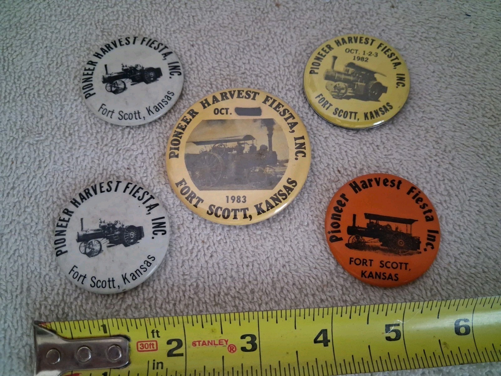 Lot Of 5 Pioneer Harvest Fiesta Inc Fort Scott Kansas KS Pins, Buttons 1982, 83