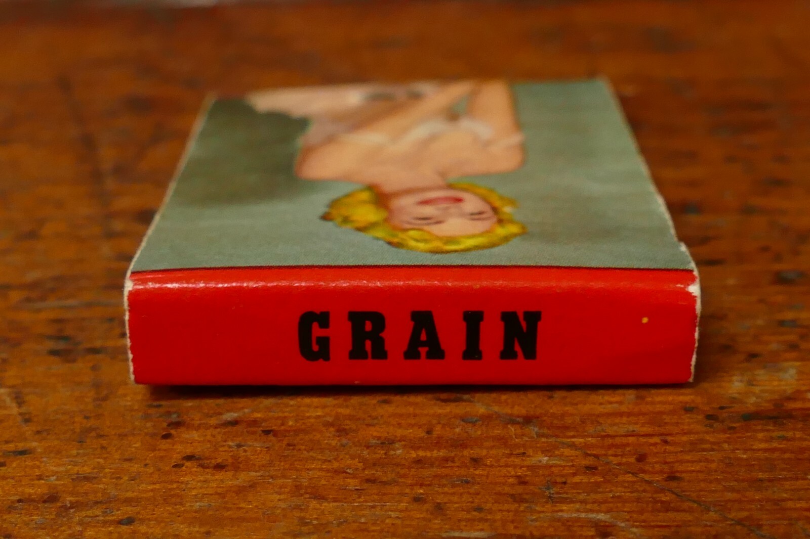 Vintage 1940s/1950s Graves Grain Co Gruver Maple Hill Iowa Pinup Girl Matchbook