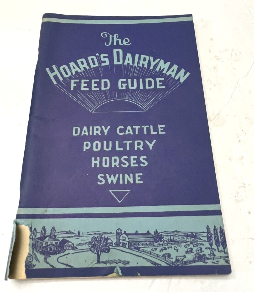Hoards Booklet LOT Common Ailments Dairyman Feed Guide Farm Animals Cow Pig VTG