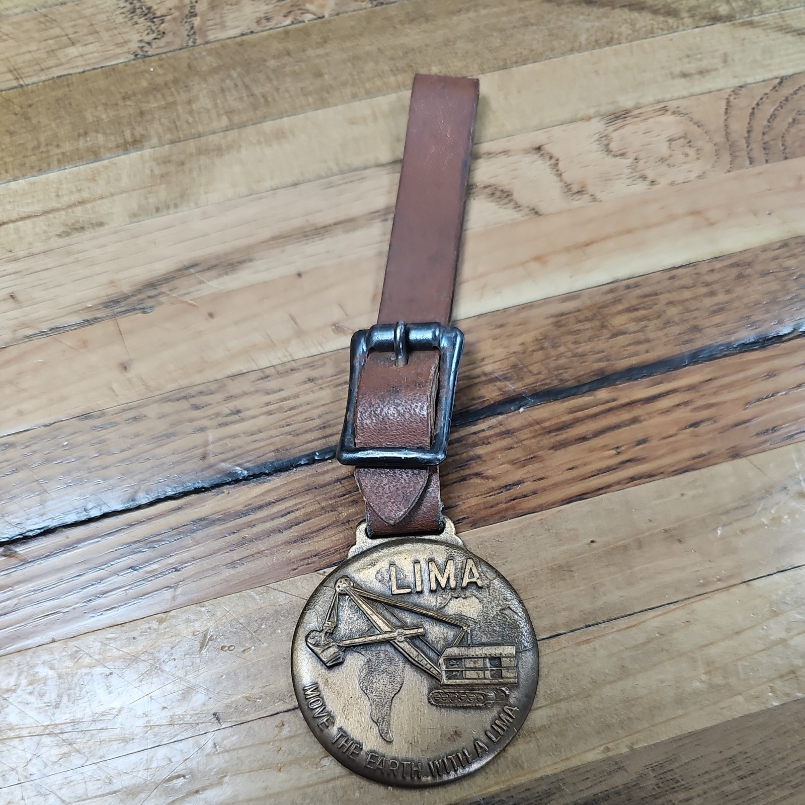 Vtg Lima Shovels Dragline Clamshells Cranes Pocket Watch Fob Very Nice W/Strap