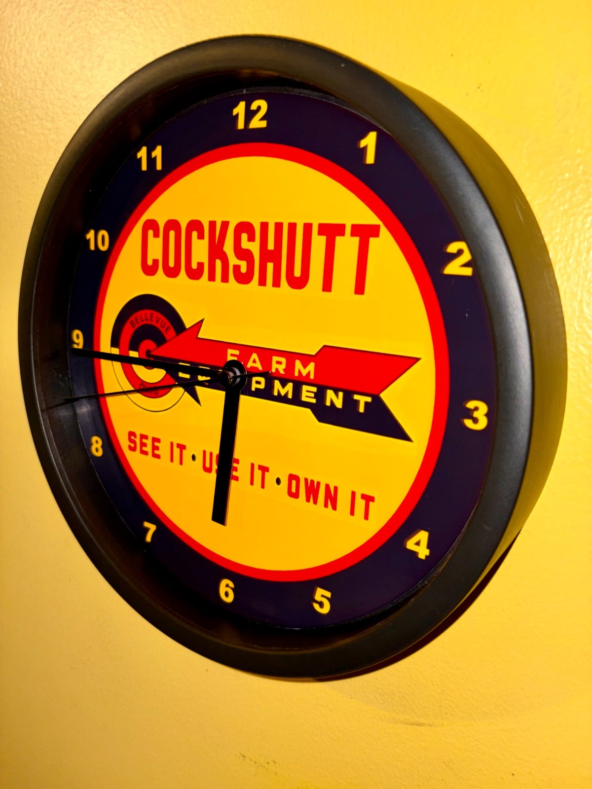 Cockshutt Farm Tractor Barn Garage Man Cave Clock Advertising Sign
