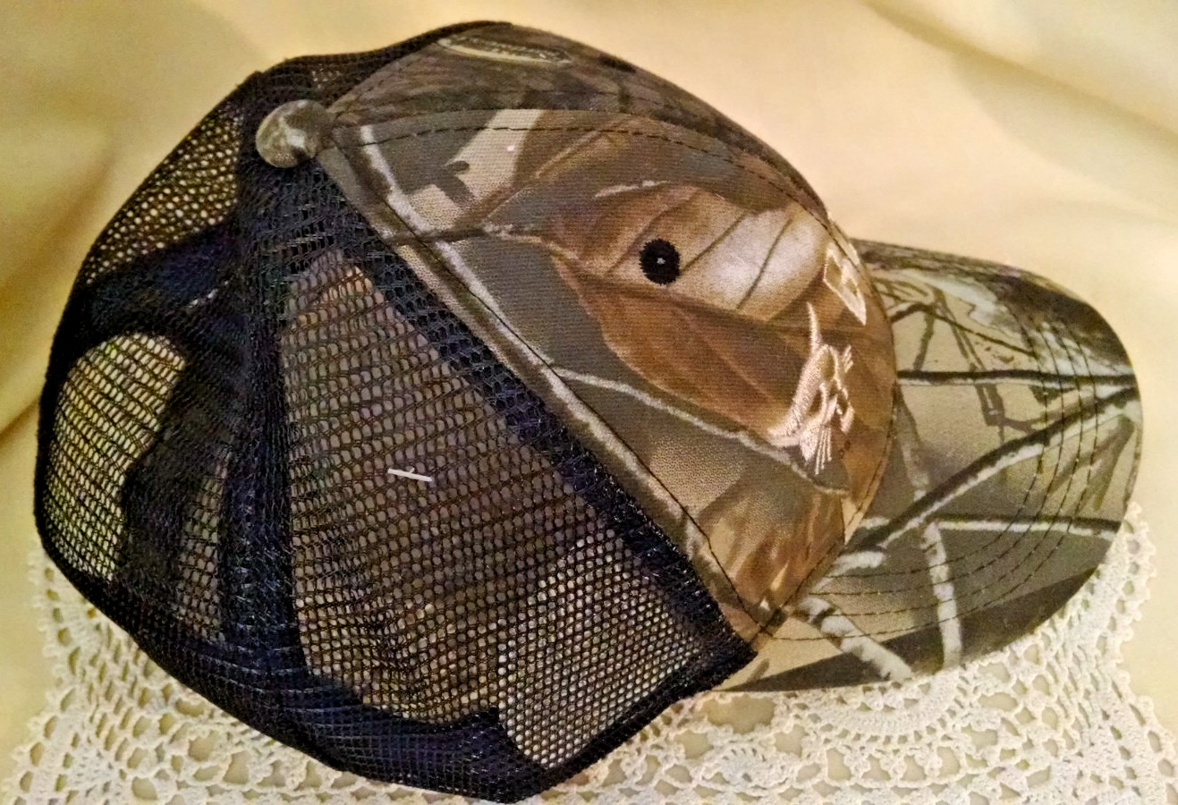 Bobcat Hat Baseball Ball Cap New Camouflage Camo Mesh Adj RealTree Hardwoods