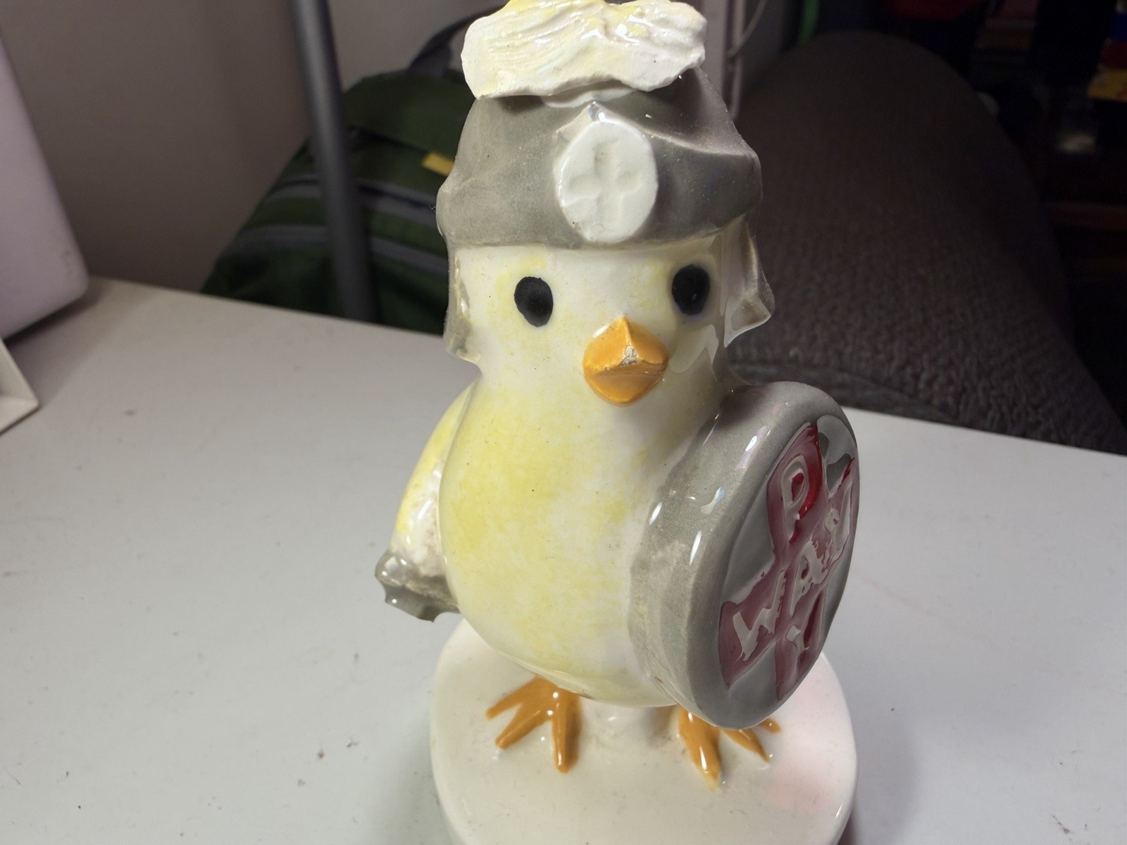 1950s Pay Way Chick – Pay Way Fully Protected – Poultry Feeds Ceramic Figurine
