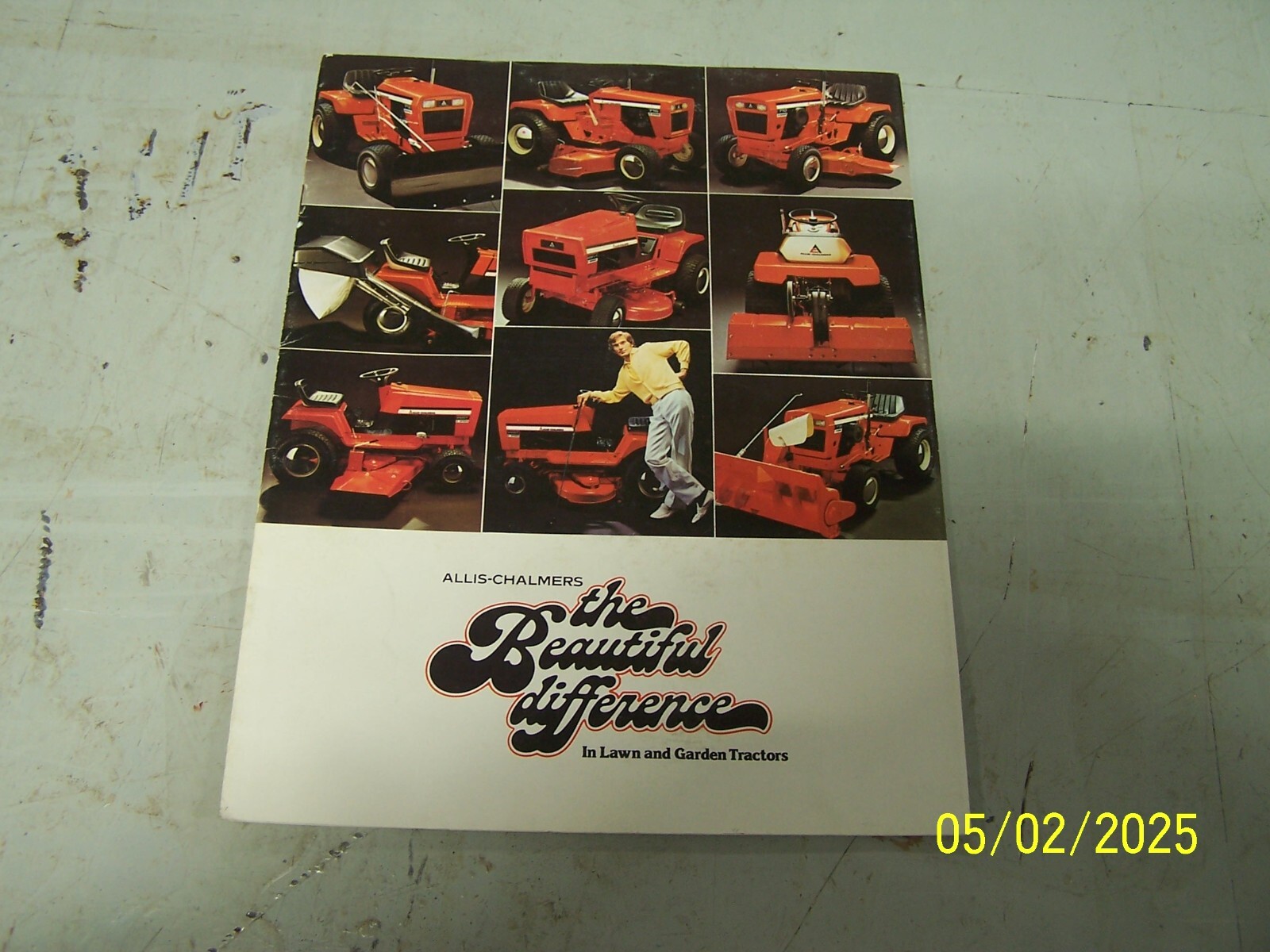 Vintage Allis Chalmers Garden Tractor 700 – 800 Series, 405 Rider Sales Brochure