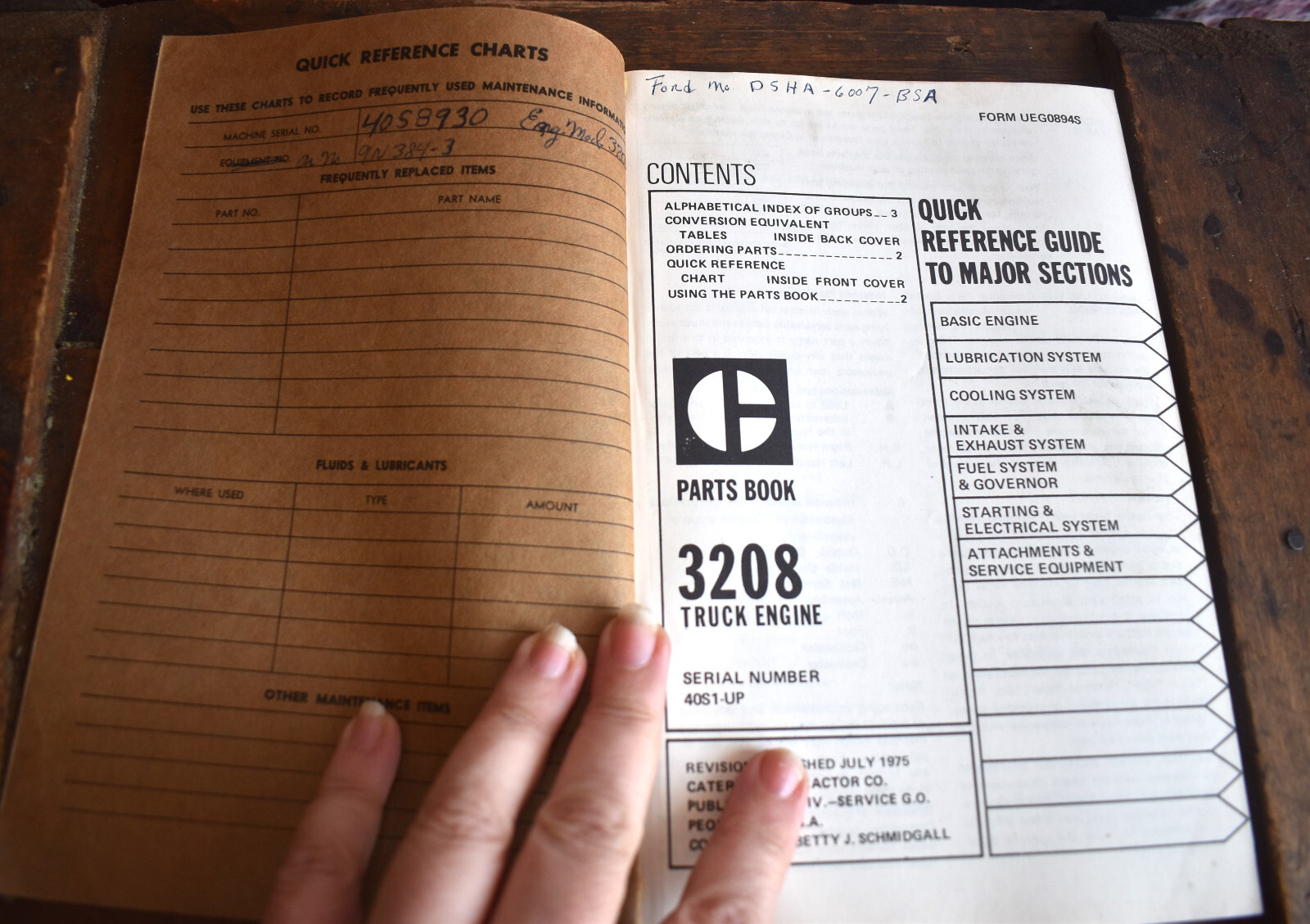 1970s Caterpillar 3208 Truck Engine Parts Book Catalog