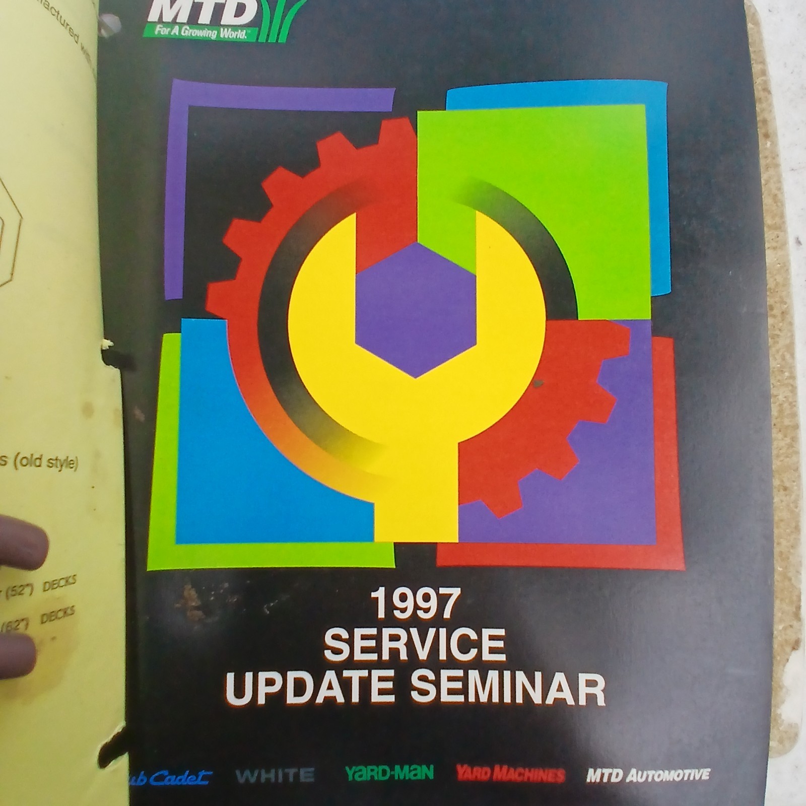 1994, 1995, 1997 White Outdoor Power Products Training Seminars Books Repair
